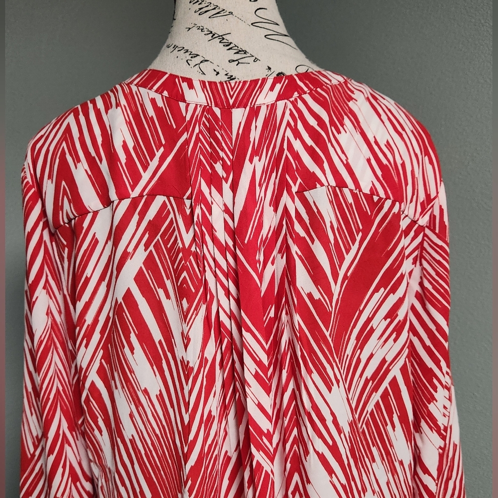 NYDJ Red and White Women's Top - Picture 4 of 7
